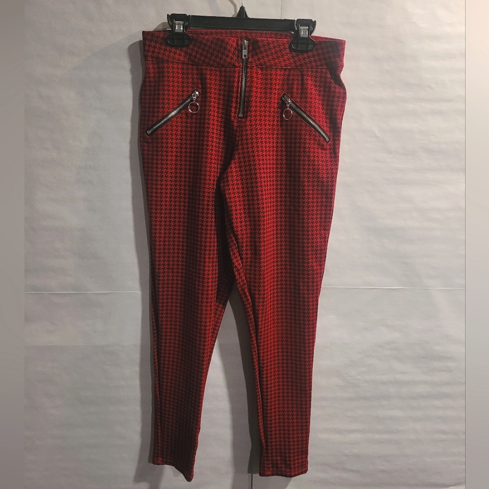 Red and Black Houndstooth Patterned Pants